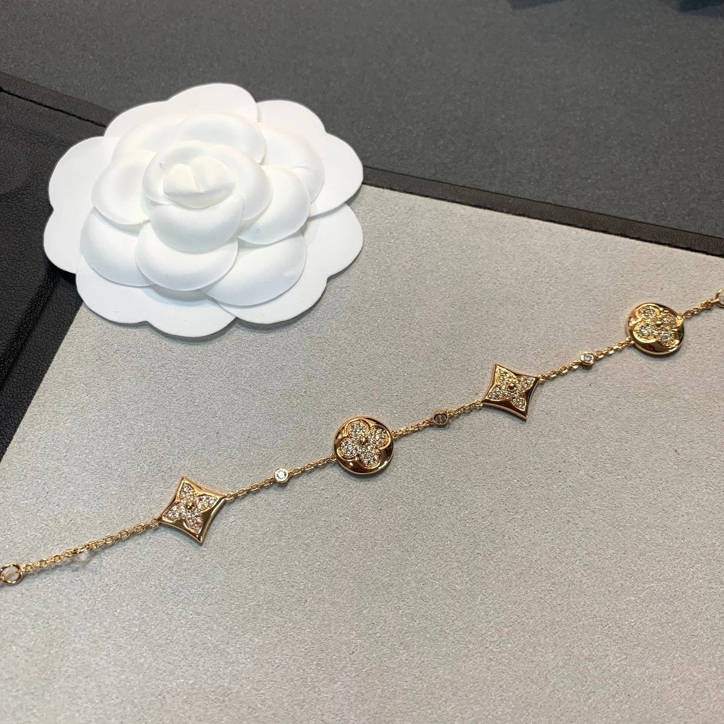 [✨Rose💎]STAR AND SUN 4 MOTIFS GOLD DIAMONDS BRACELET