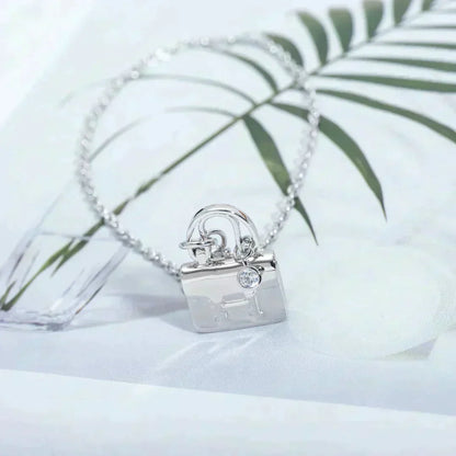 [✨Rose💎]AMULETTE PEDANT SILVER NECKLACE