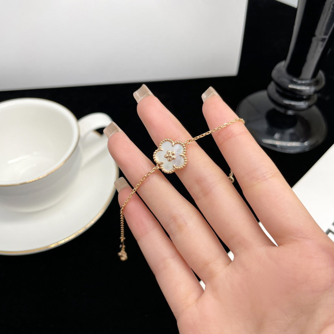 [✨Rose💎]LUCKY SPRING ROSE GOLD MOP BRACELET