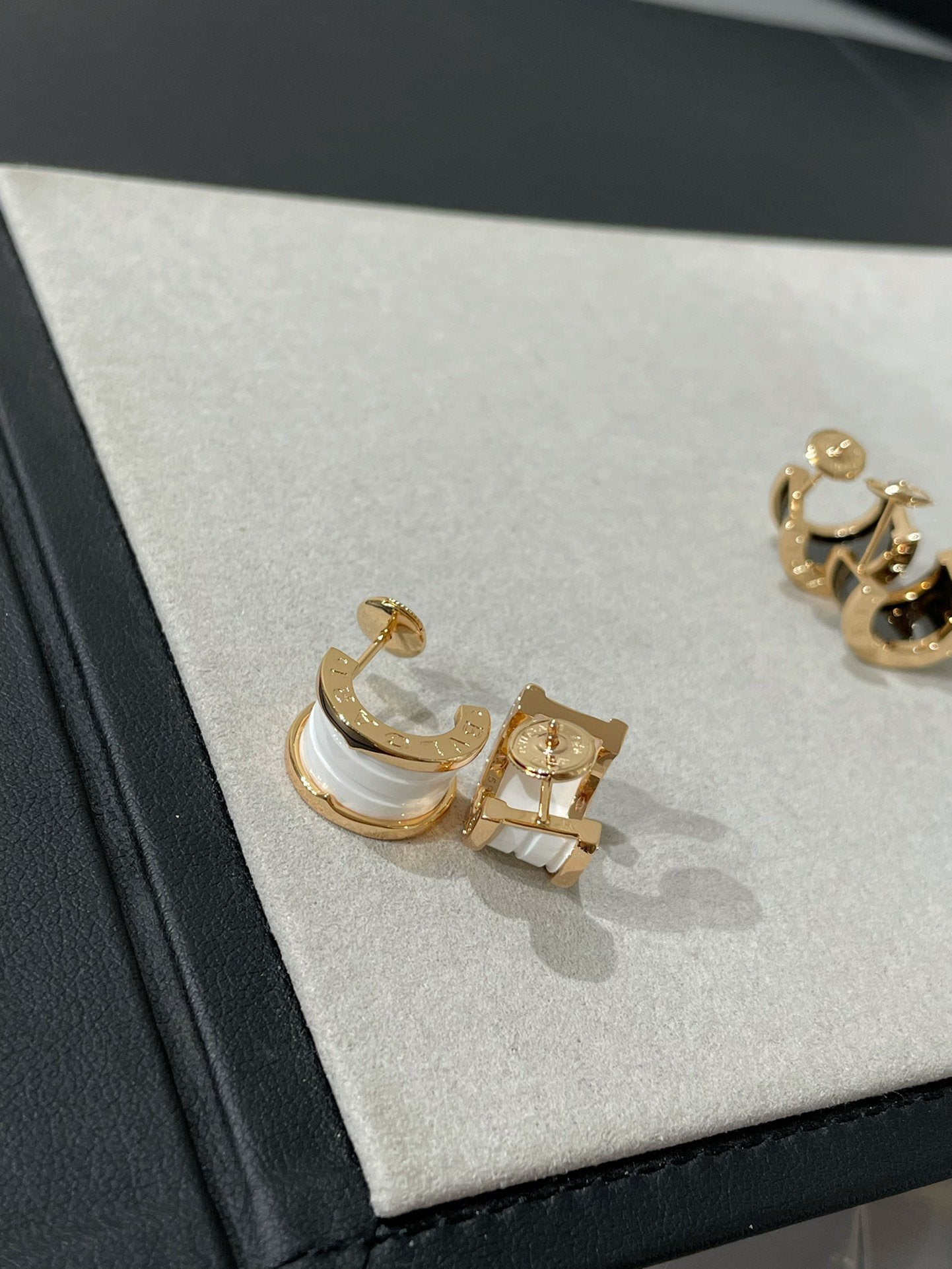 [✨Rose💎]ZERO 1 PINK GOLD CERAMIC EARRINGS