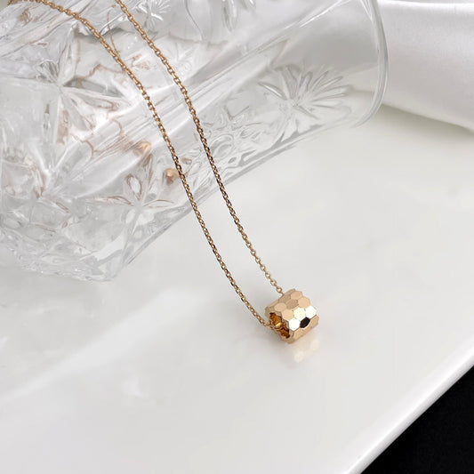 [✨Rose💎]BEE MINI NECKLACE
