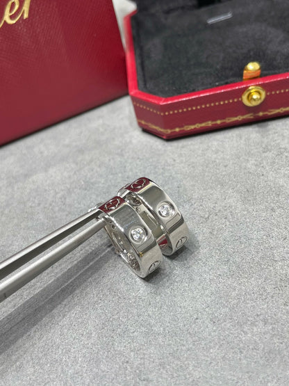 [✨Rose💎]LOVE 5.5MM 1 DIAMOND EARRINGS