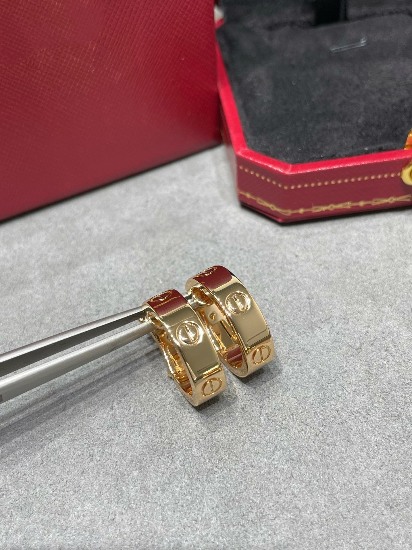 [✨Rose💎]LOVE 5.5MM EARRINGS
