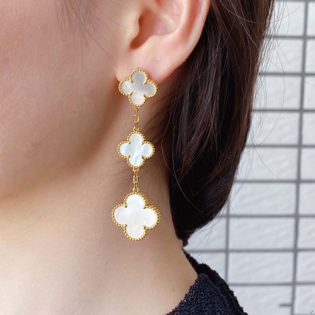 [✨Rose💎]CLOVER MOP 3 MOTIFS GOLD EARRINGS