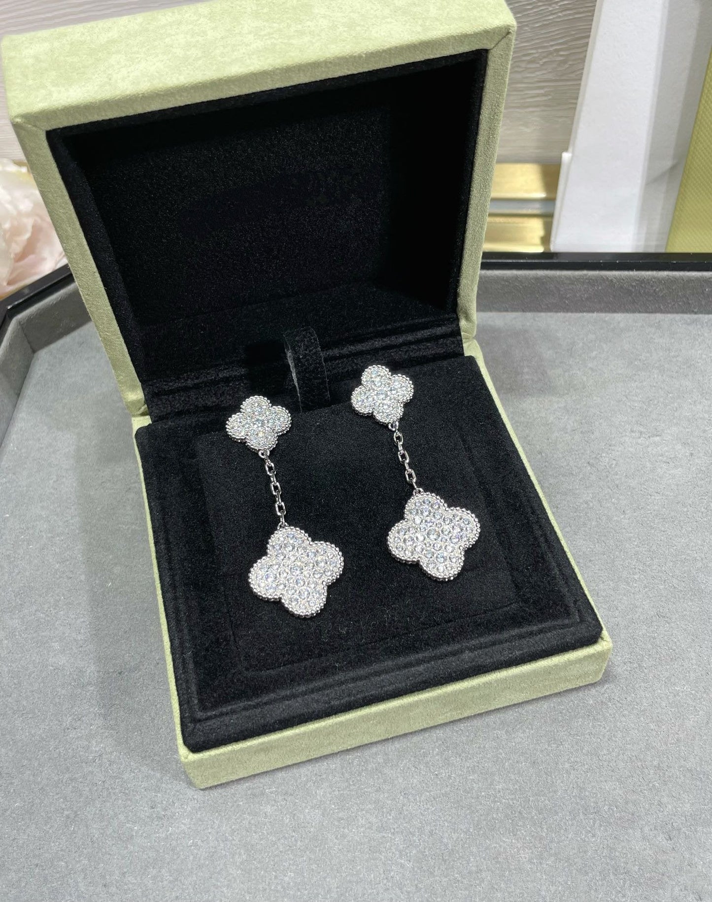 [✨Rose💎]CLOVER 2 MOTIFS DIAMOND PAVED SILVER EARRINGS