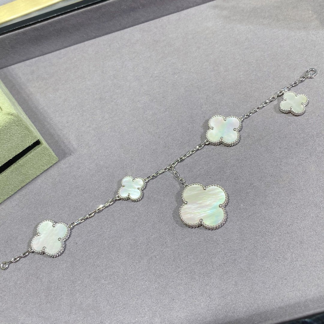 [✨Rose💎]CLOVER 5 MOTIF WHITE MOP SILVER BRACELET