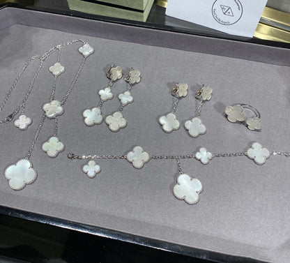[✨Rose💎]CLOVER 5 MOTIF WHITE MOP SILVER BRACELET