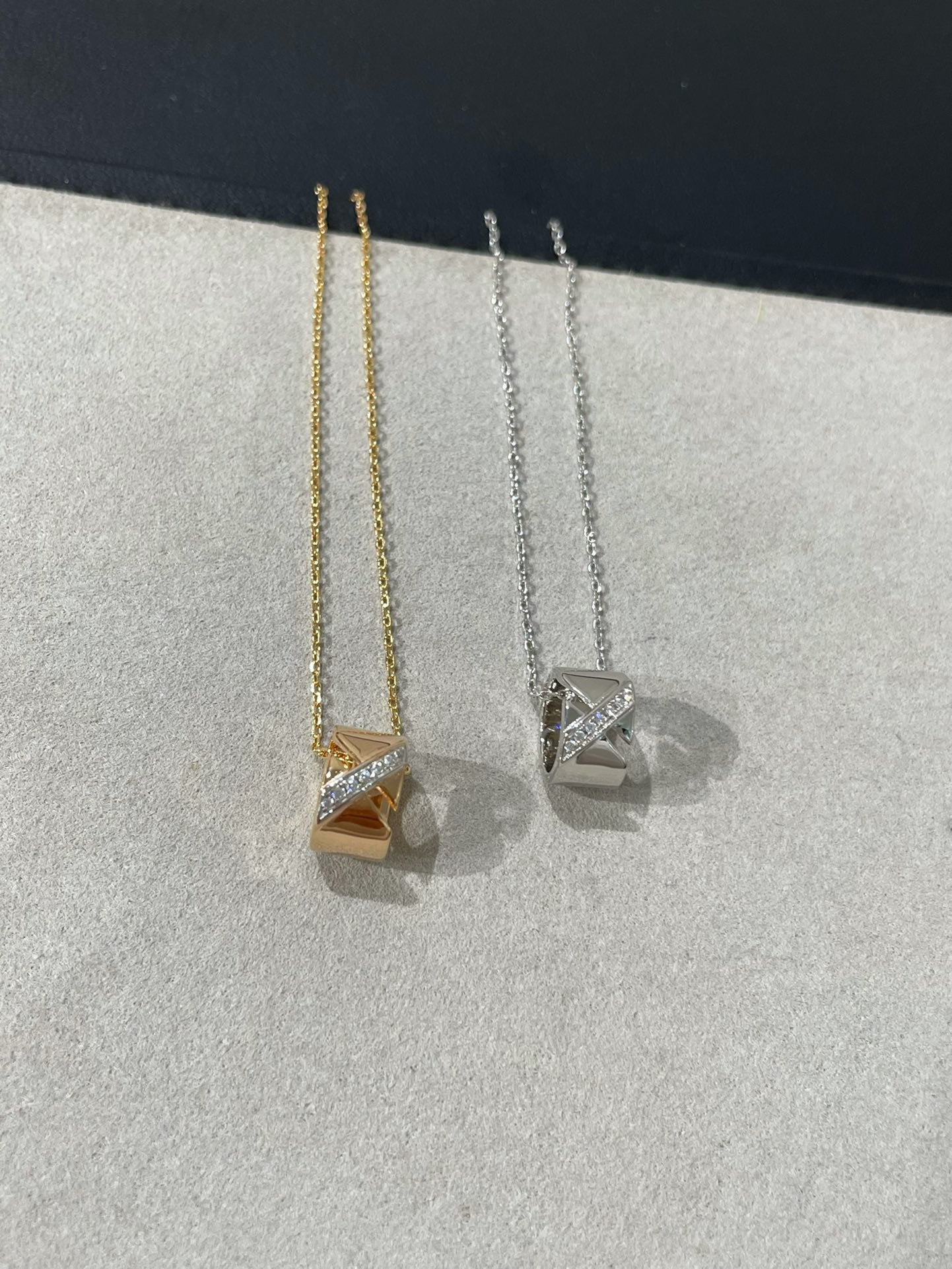 [✨Rose💎]LIENS EVIDENCE DIAMOND NECKLACE
