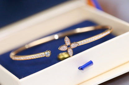 [✨Rose💎]IDYLLE PINK GOLD OPEN BRACELET DIAMOND PAVED