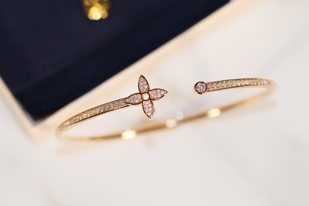 [✨Rose💎]IDYLLE GOLD OPEN BRACELET DIAMOND PAVED