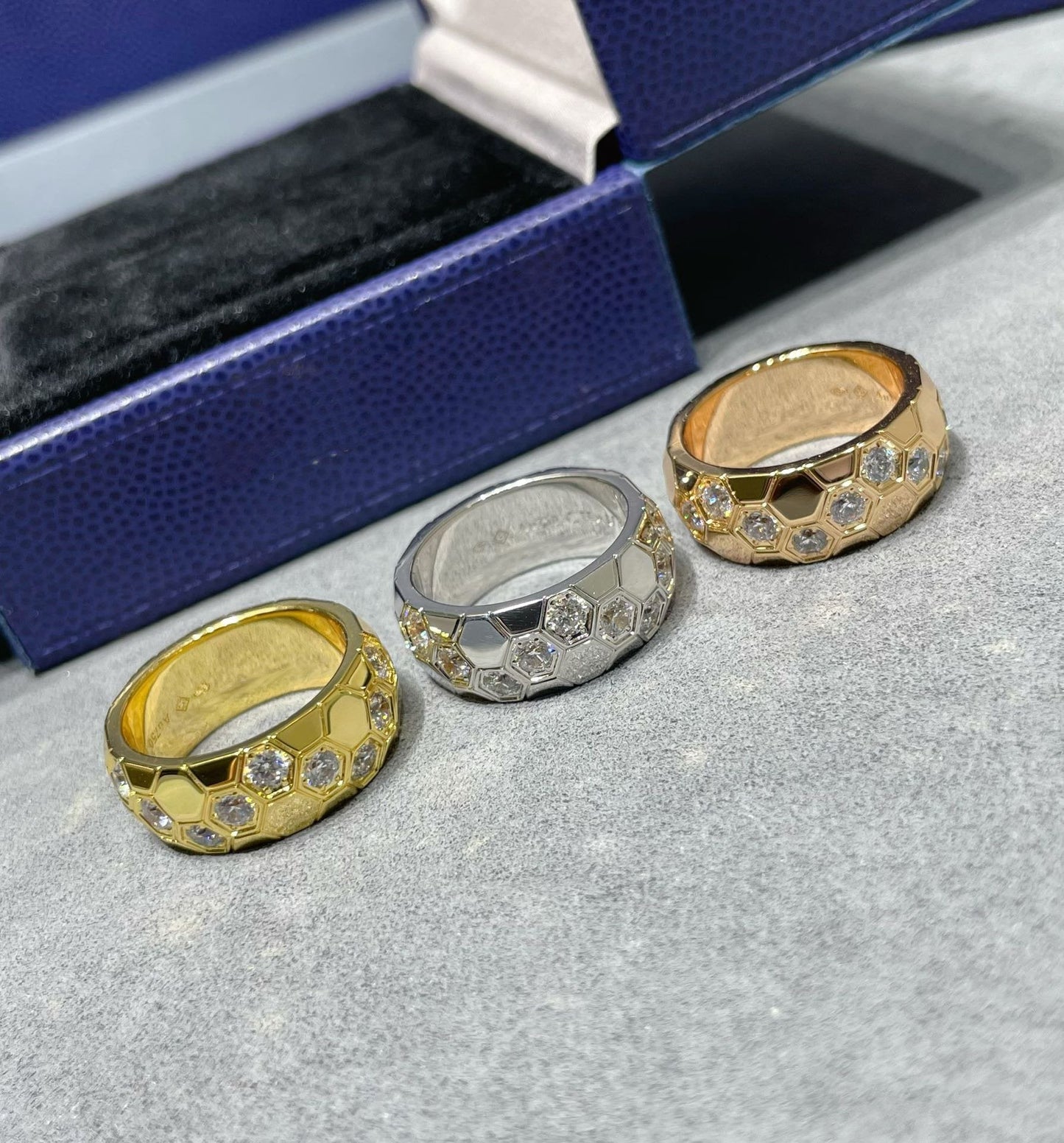 [✨Rose💎]BEE LOVE DIAMOND LARGE RING