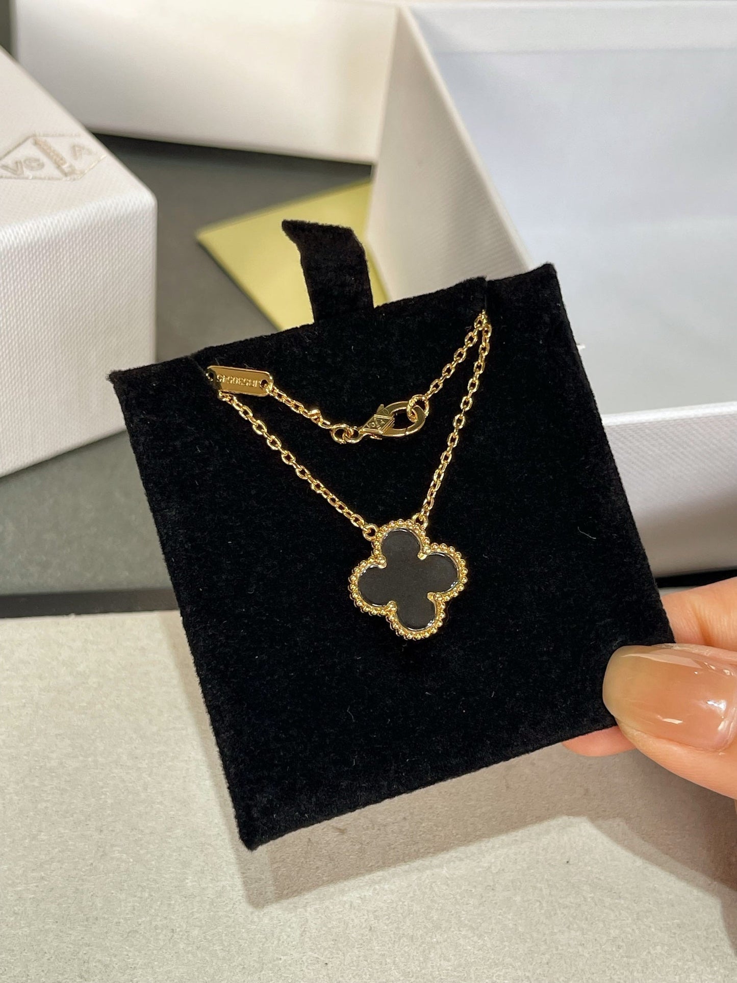 [✨Rose💎]CLOVER ROCK CRYSTAL ROSE GOLD NECKLACE