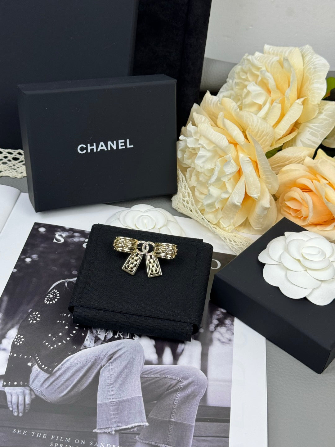 [✨Rose💎]25K Hollow Bow Brooch