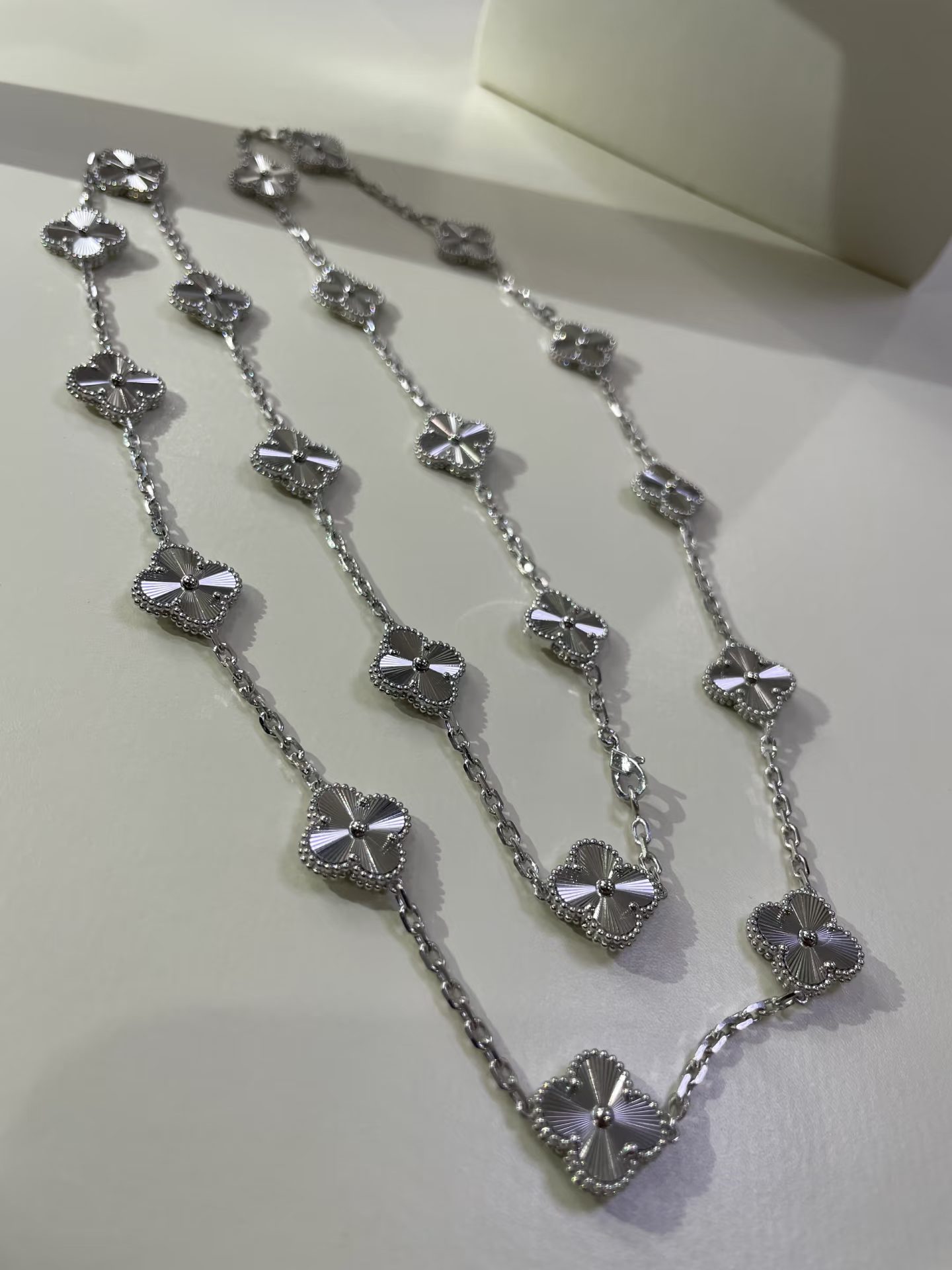 [✨Rose💎]CLOVER 20 MOTIFS SILVER LASER