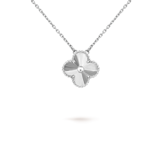 [✨Rose💎]CLOVER 15MM LASER NECKLACE SILVER
