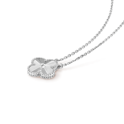 [✨Rose💎]CLOVER 15MM LASER NECKLACE SILVER