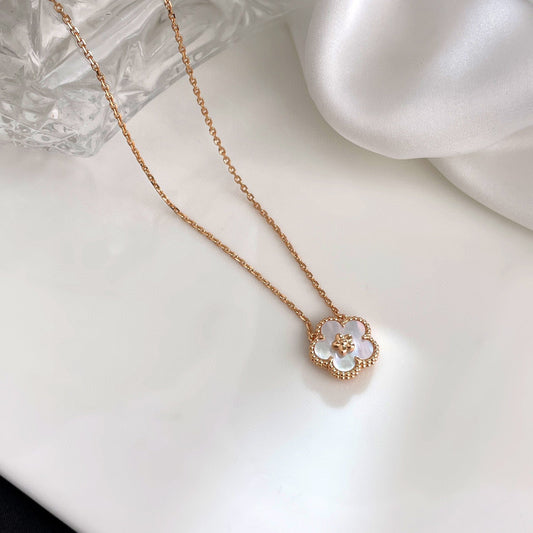 [✨Rose💎]LUCKY  WHITE MOP  PLUM BLOSSOM NECKLACE