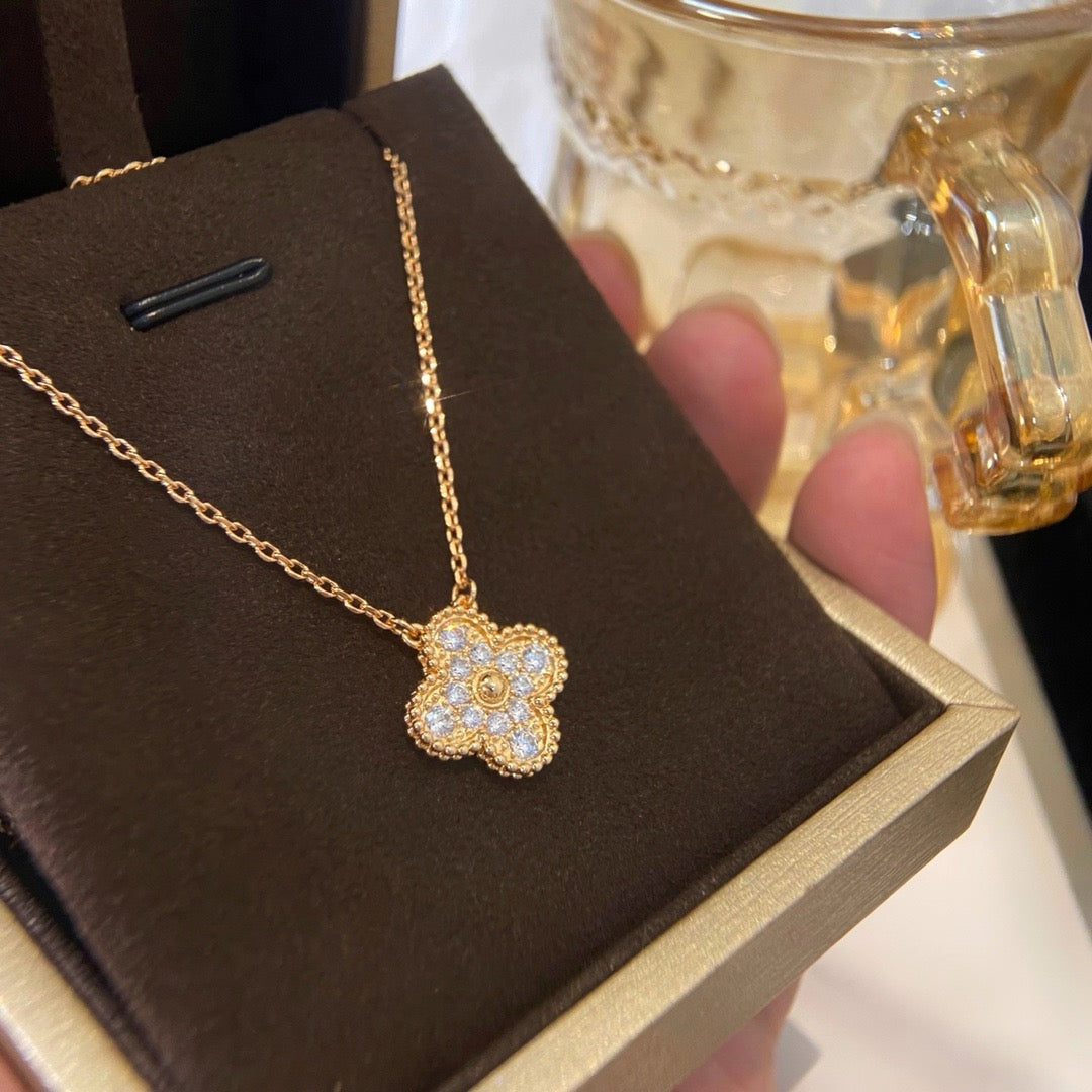 [✨Rose💎]CLOVER 15MM DIAMOND SINGLE FLOWER NECKLACE