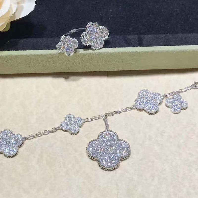 [✨Rose💎]CLOVER 6 MOTIFS SILVER DIAMOND BRACELET