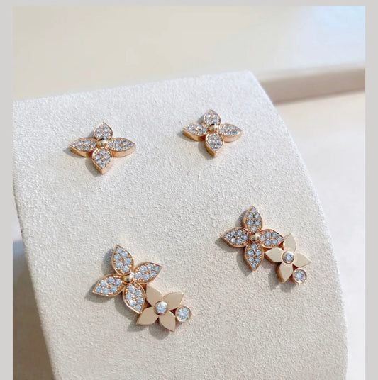 [✨Rose💎]✨Rose💎 BLOSSOM STUD EARRINGS PINK GOLD DIAMONDS