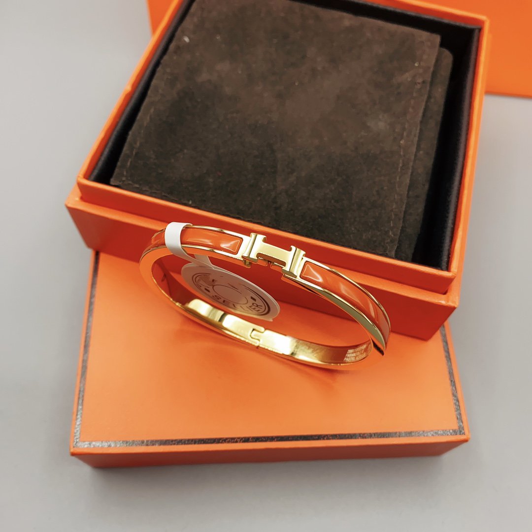 [✨Rose💎]CLASSIC HM CLIC RED 8MM ENAMEL BRACELET