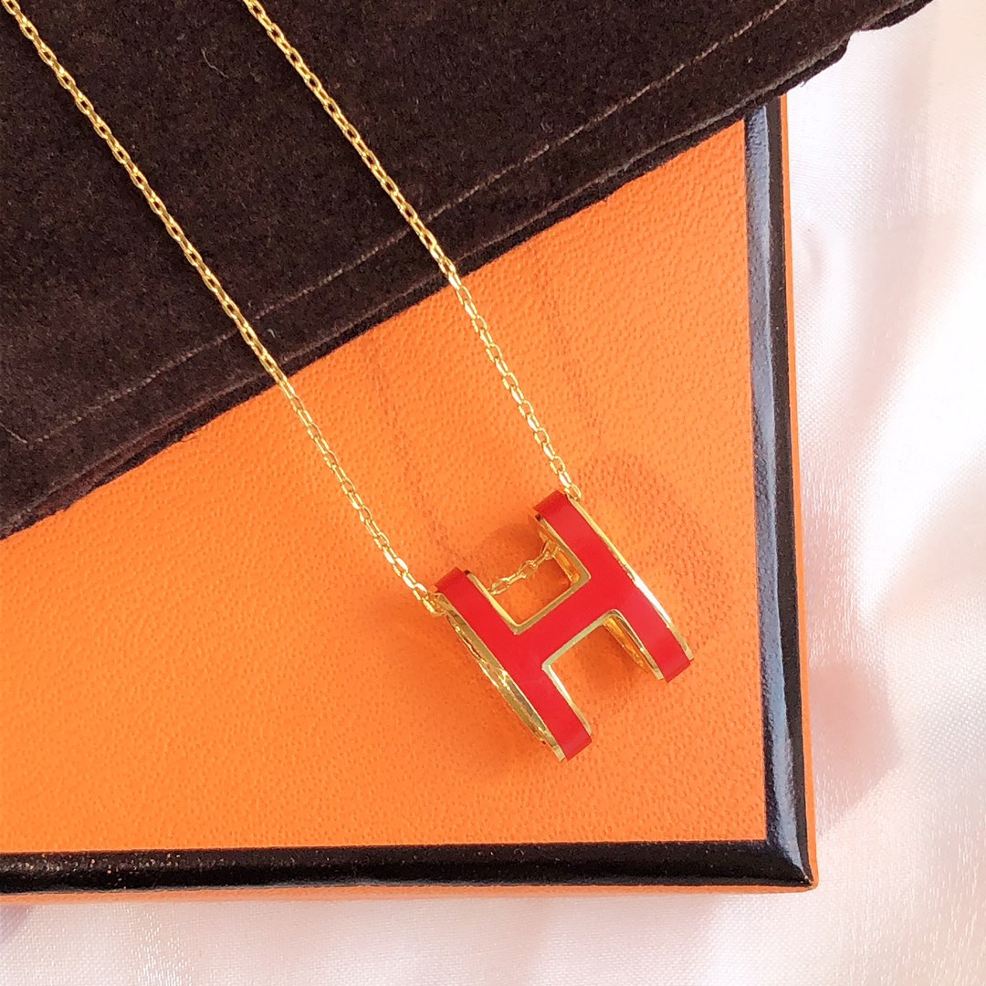 [✨Rose💎]HM CLIC RED ENAMEL GOLD NECKLACE