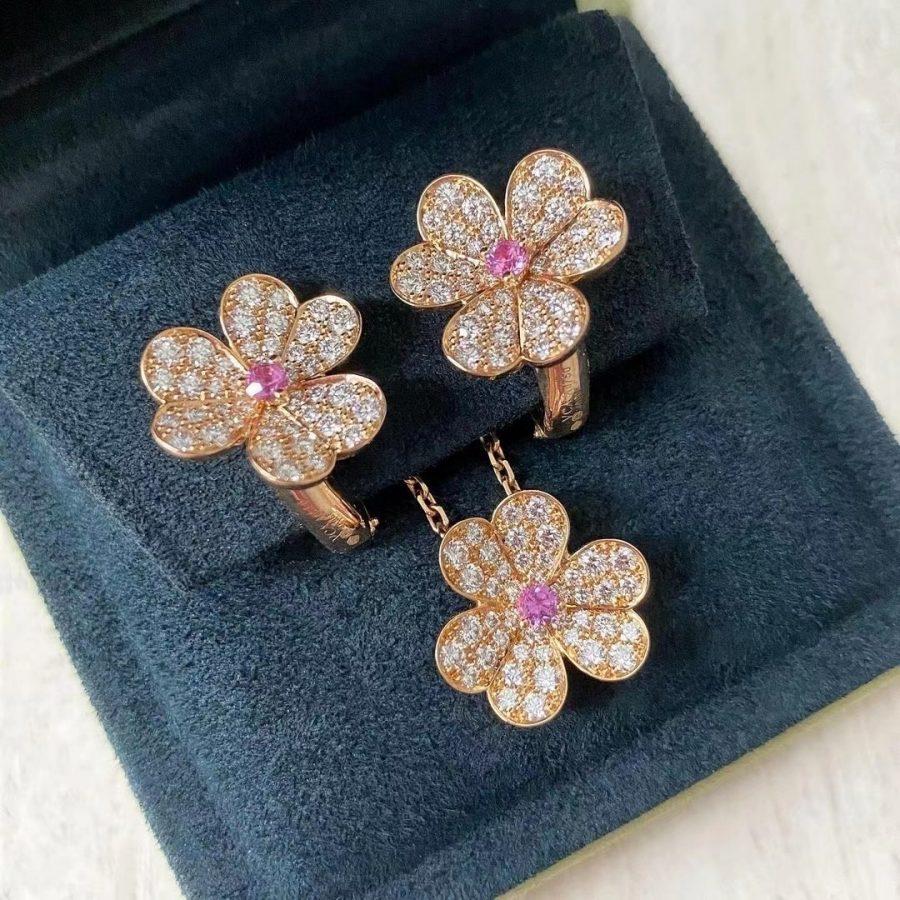[✨Rose💎]FRIVOLE PINK GOLD FLOWER DIAMOND EARRINGS